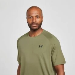 Under Armour Men's UA Tech™ Short Sleeve T-Shirt -Regatta Store go 524216 d